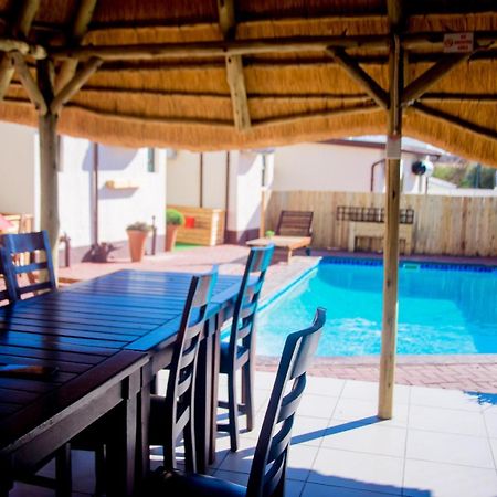 Dalarize Guesthouse Windhoek Exterior photo